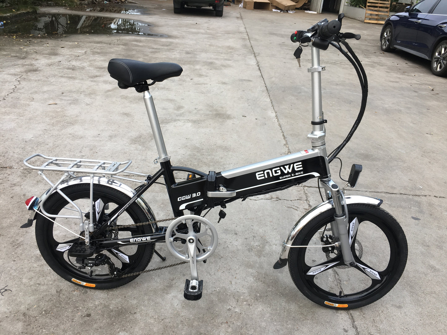 Electric bike - 20 inch Aluminum Foldable Bicycle with 400W Powerful