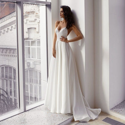 Charming Spaghetti Straps Wedding Dress Sleeveless Sweep Train A-line Bridal Gowns